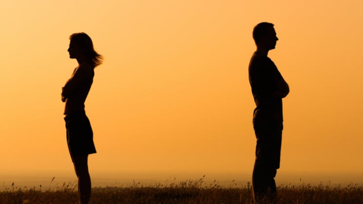 separating-and-worried-about-your-finance-youre-not-alone-1-749x419.jpg